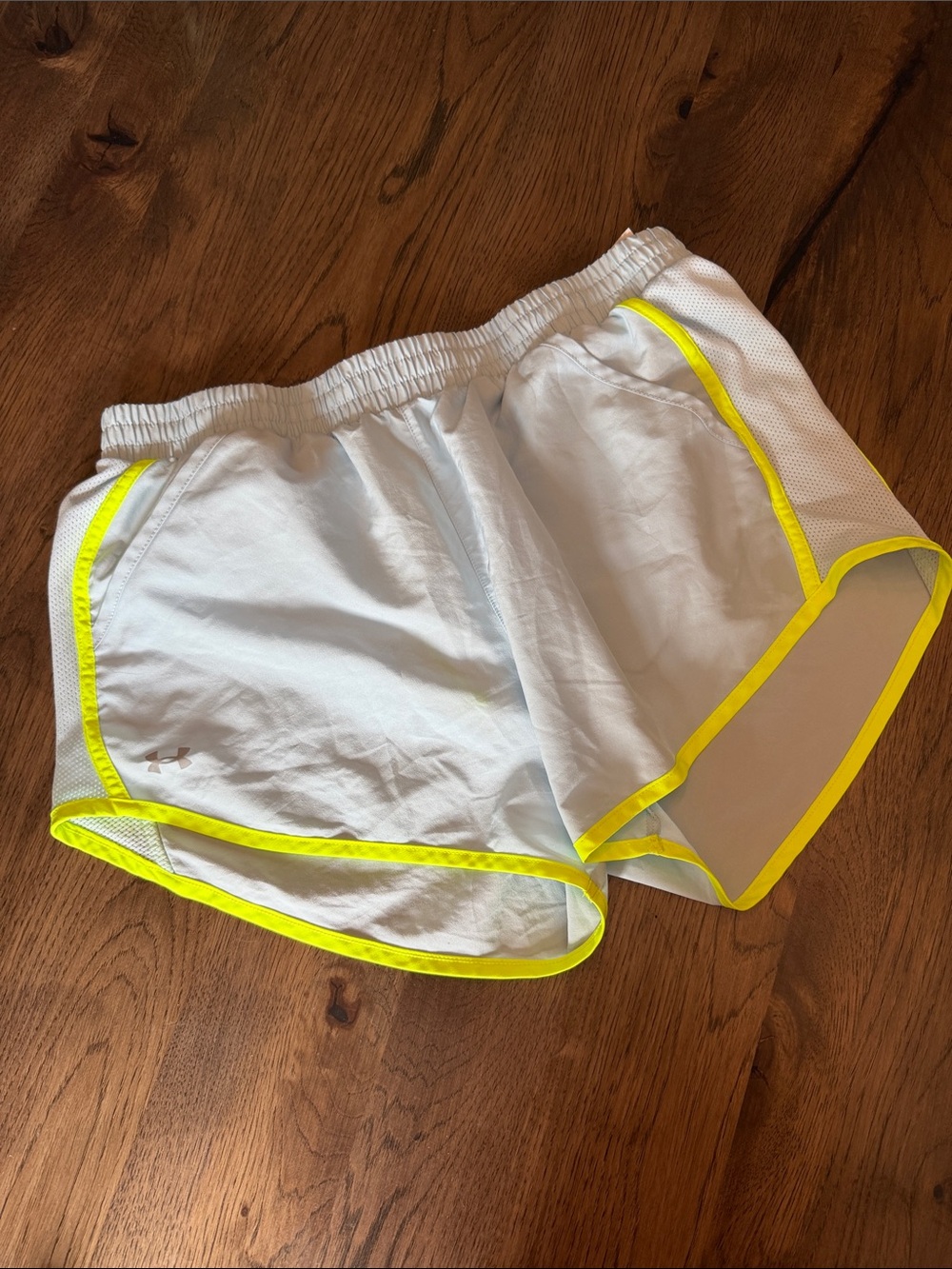 Under Armour Women's Medium Lt Blue Running Shorts